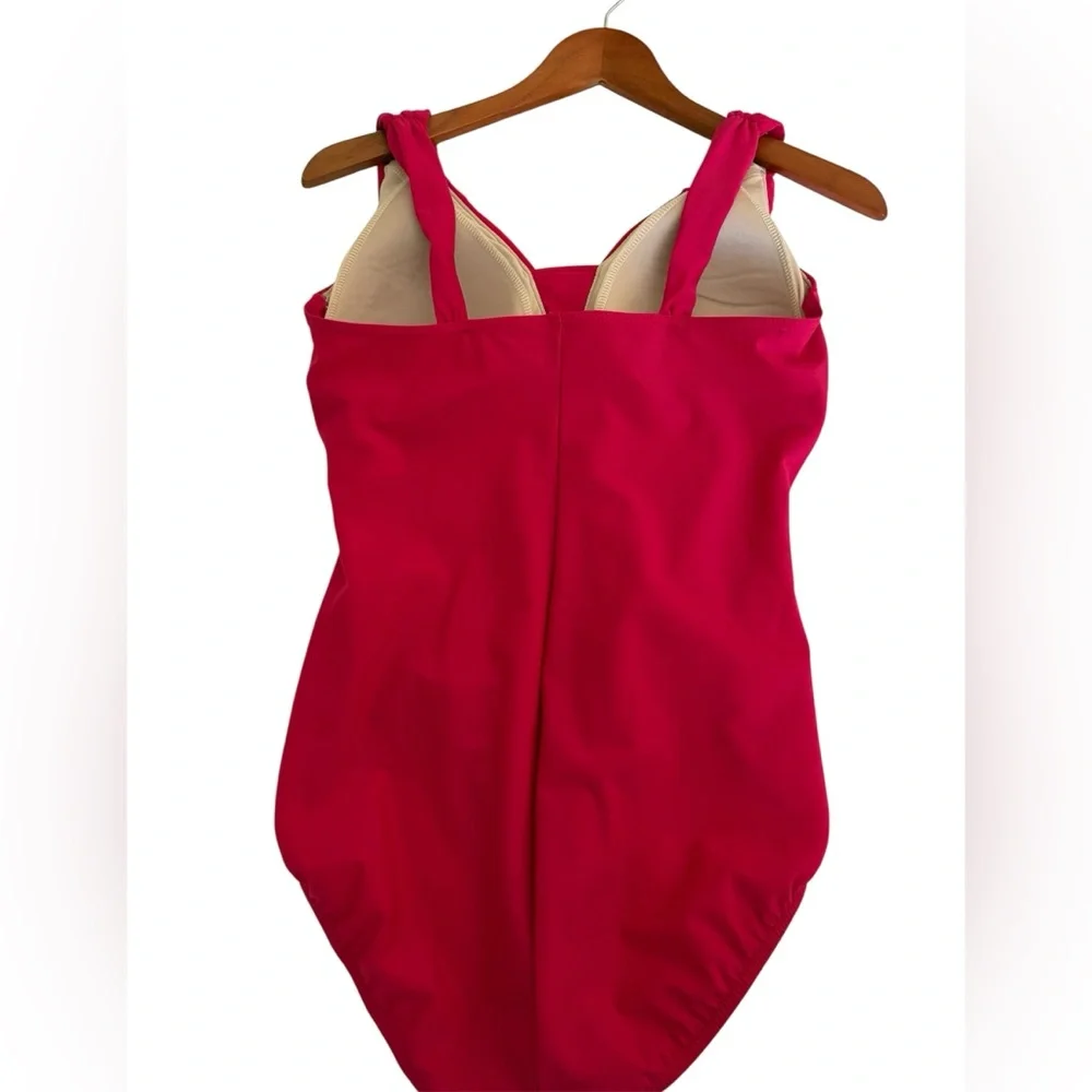 Lands End Slendersuit One Piece Bathing Suit - Picture 7 of 8